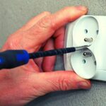 Comment installer une prise électrique ?